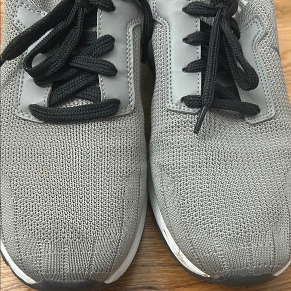 Nautica Men's Gray Casual Shoes very comfortable stylish worn once - Picture 11 of 14